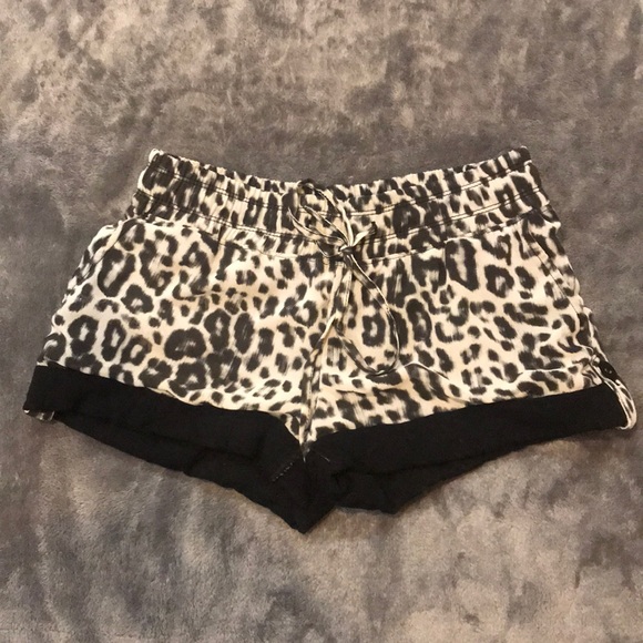 Guess Pants - Guess Shorts sz Xs